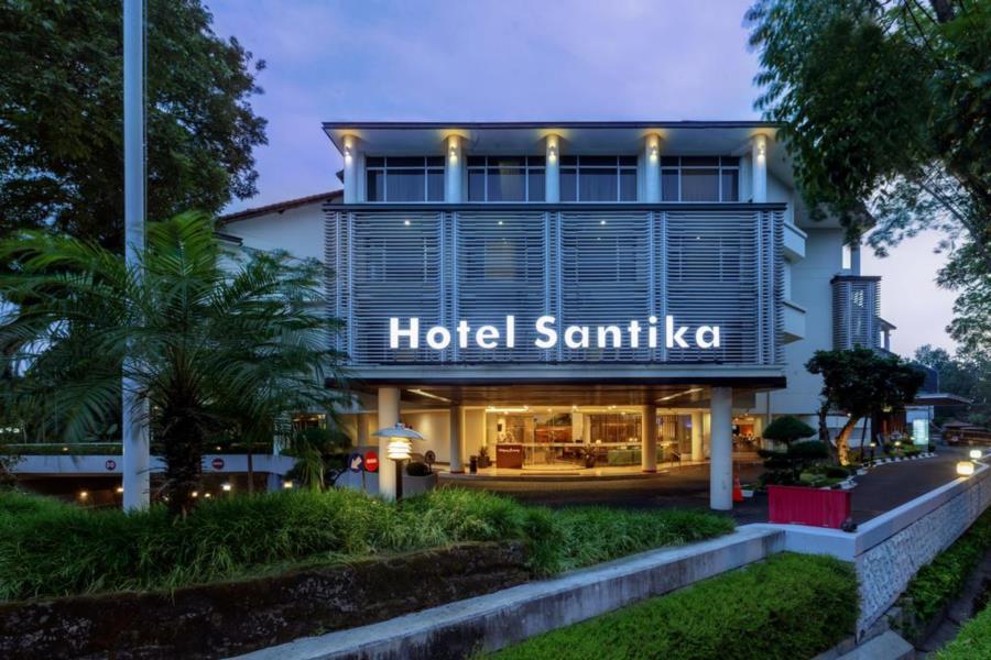 Hotel Santika Pasir Koja Bandung Buitenkant foto