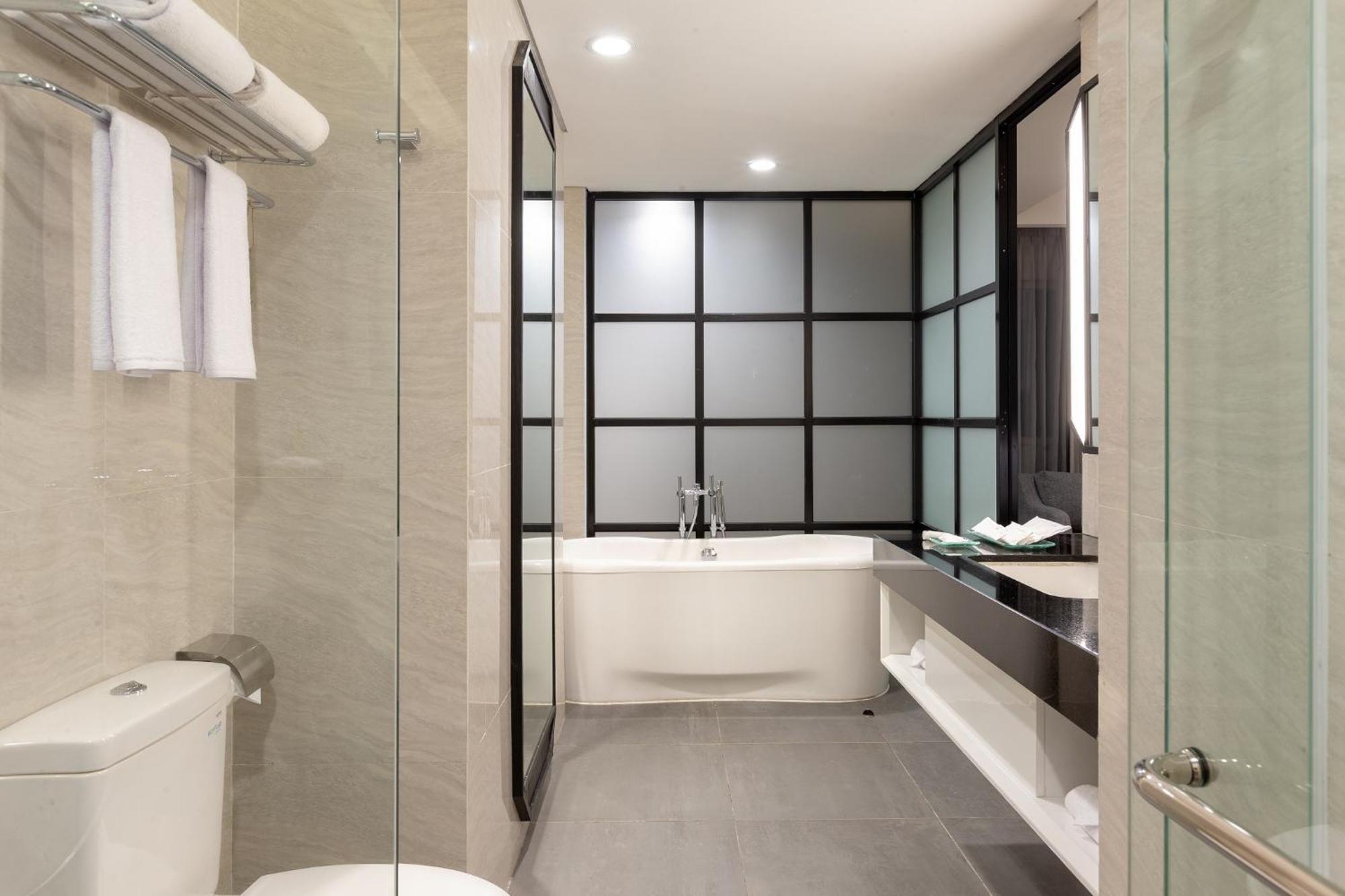Hotel Santika Pasir Koja Bandung Buitenkant foto
