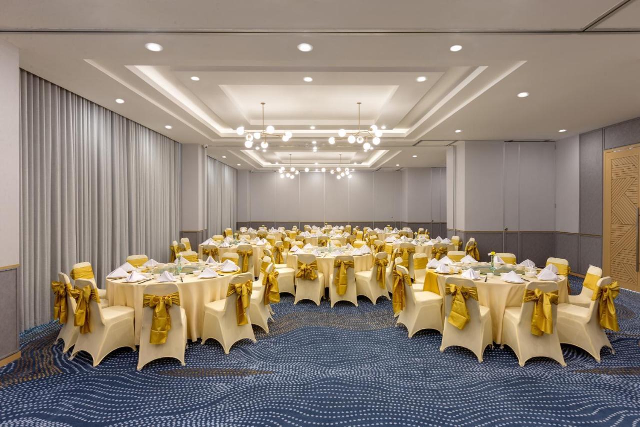 Hotel Santika Pasir Koja Bandung Buitenkant foto