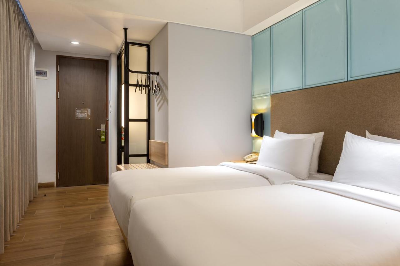 Hotel Santika Pasir Koja Bandung Buitenkant foto